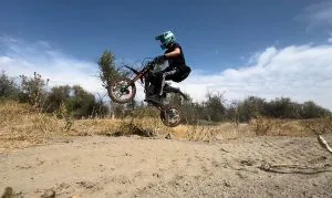 electric-pit-bike-soleil01-dirt